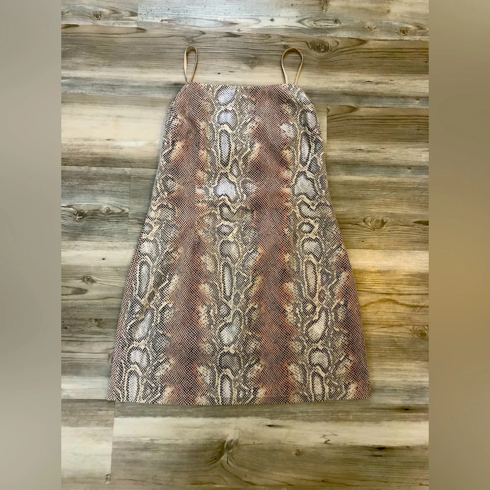 Urban Outfitters dress NWT, faux snake print, size medium - Picture 1 of 6